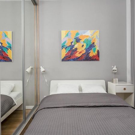 Chill Apartments Warsaw Airport エクステリア 写真