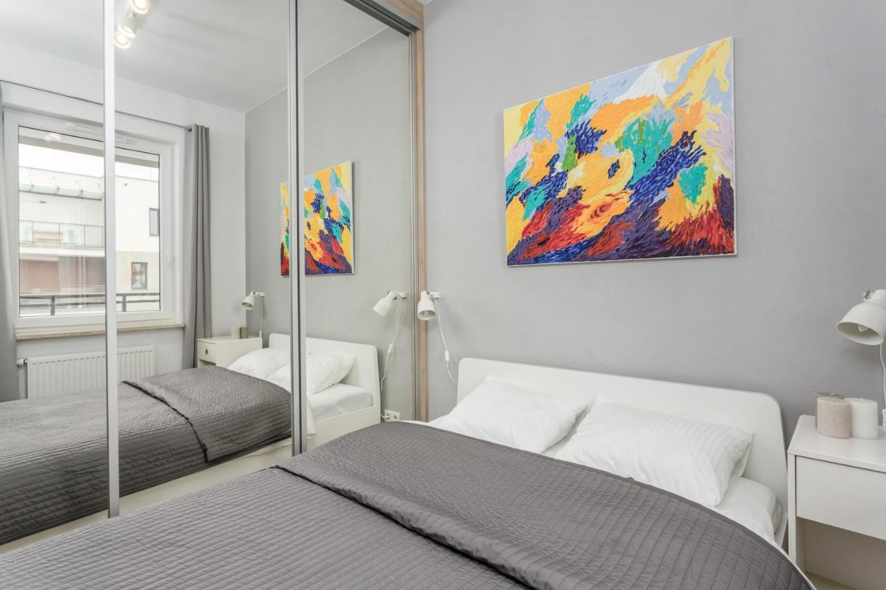 Chill Apartments Warsaw Airport エクステリア 写真