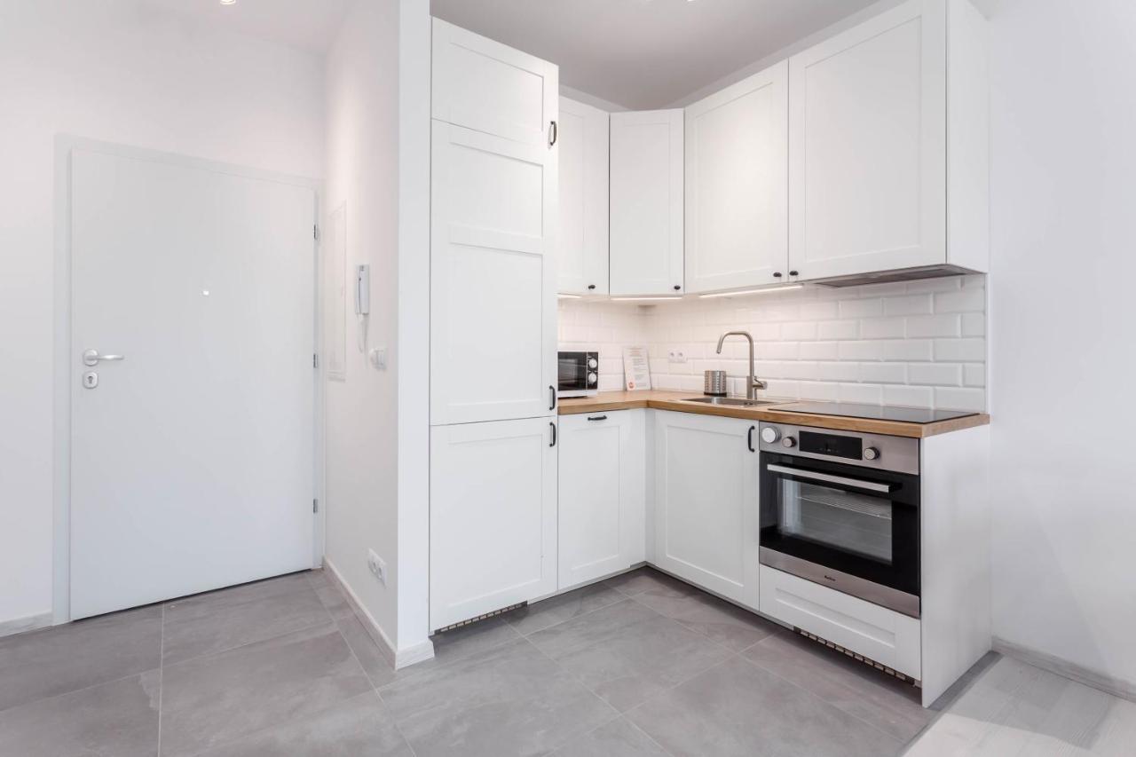Chill Apartments Warsaw Airport エクステリア 写真