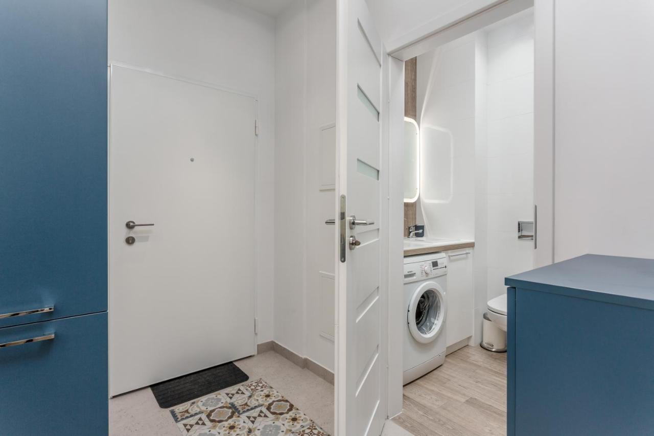 Chill Apartments Warsaw Airport エクステリア 写真