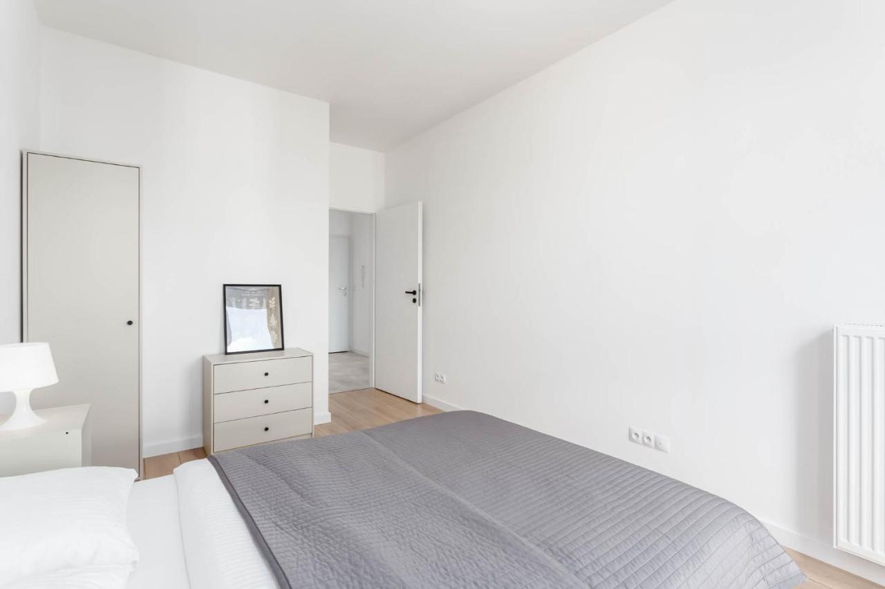 Chill Apartments Warsaw Airport エクステリア 写真