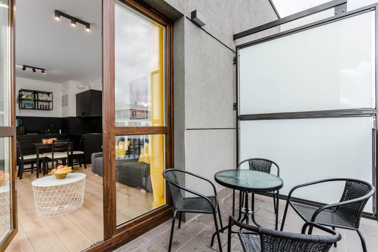 Chill Apartments Warsaw Airport エクステリア 写真