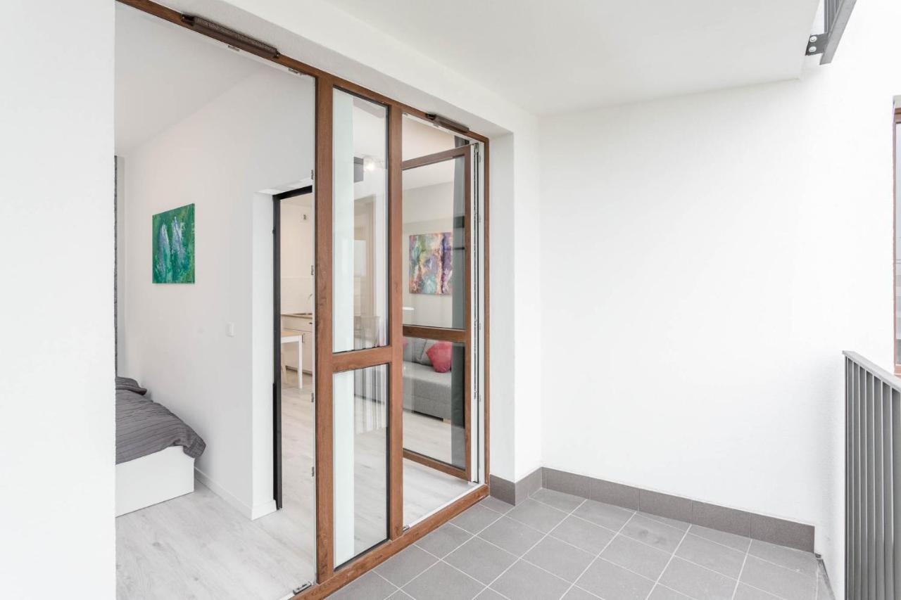 Chill Apartments Warsaw Airport エクステリア 写真