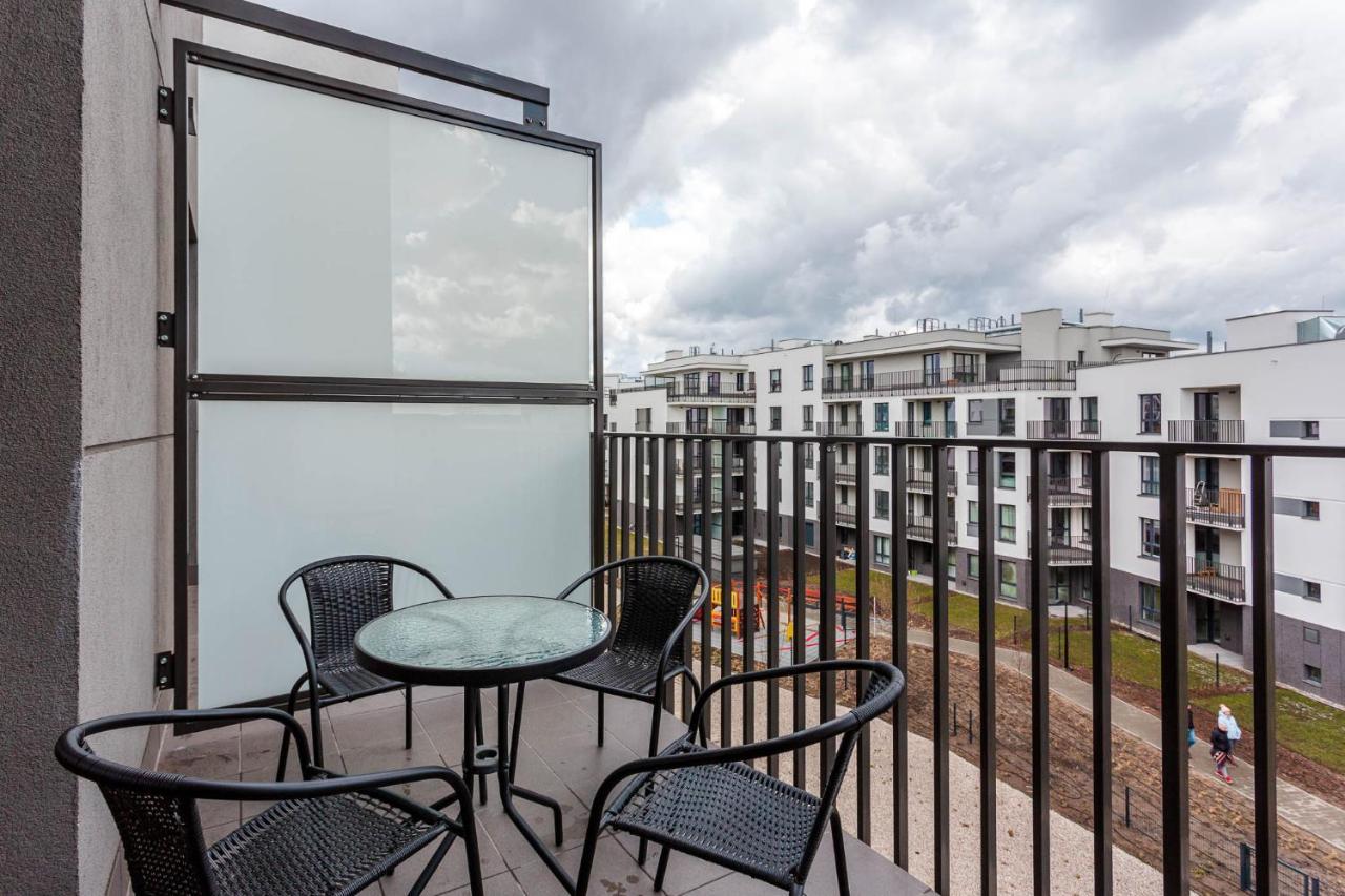 Chill Apartments Warsaw Airport エクステリア 写真